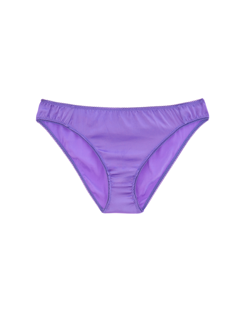 Flat of silk purple panty 